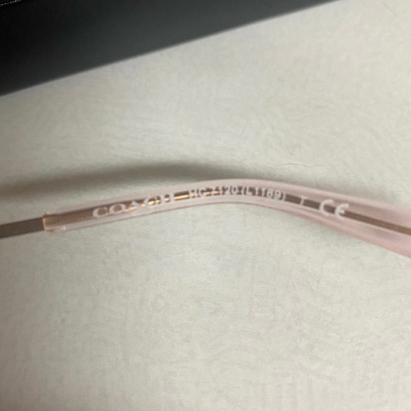 COACH sunglasses - Picture 2 of 4